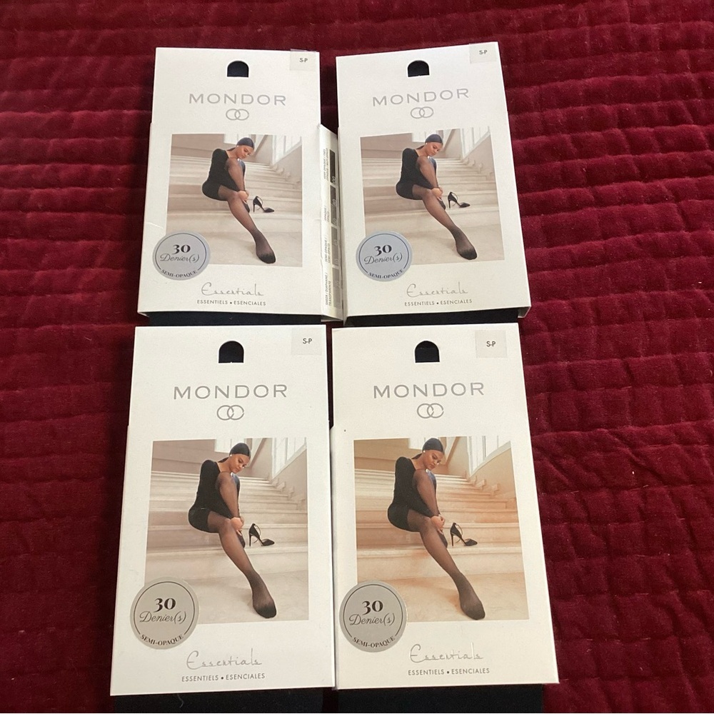 4-pack lot, NWT, Women's Navy Blue Tights / Nylons size small, Mondor